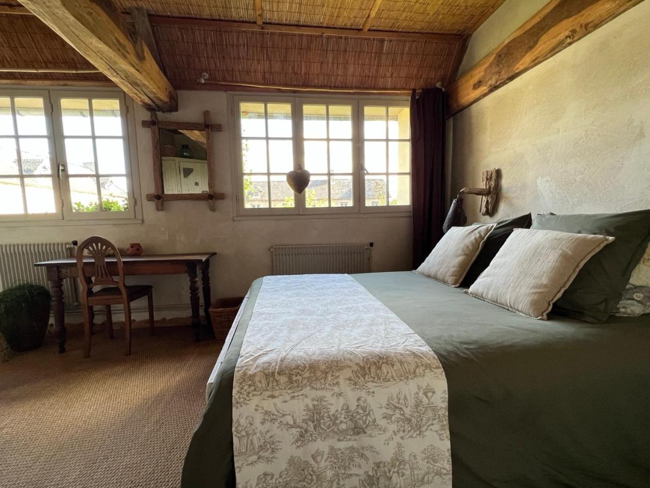 Chambres D'Hotes Manoir Du Chene Nonant Екстериор снимка
