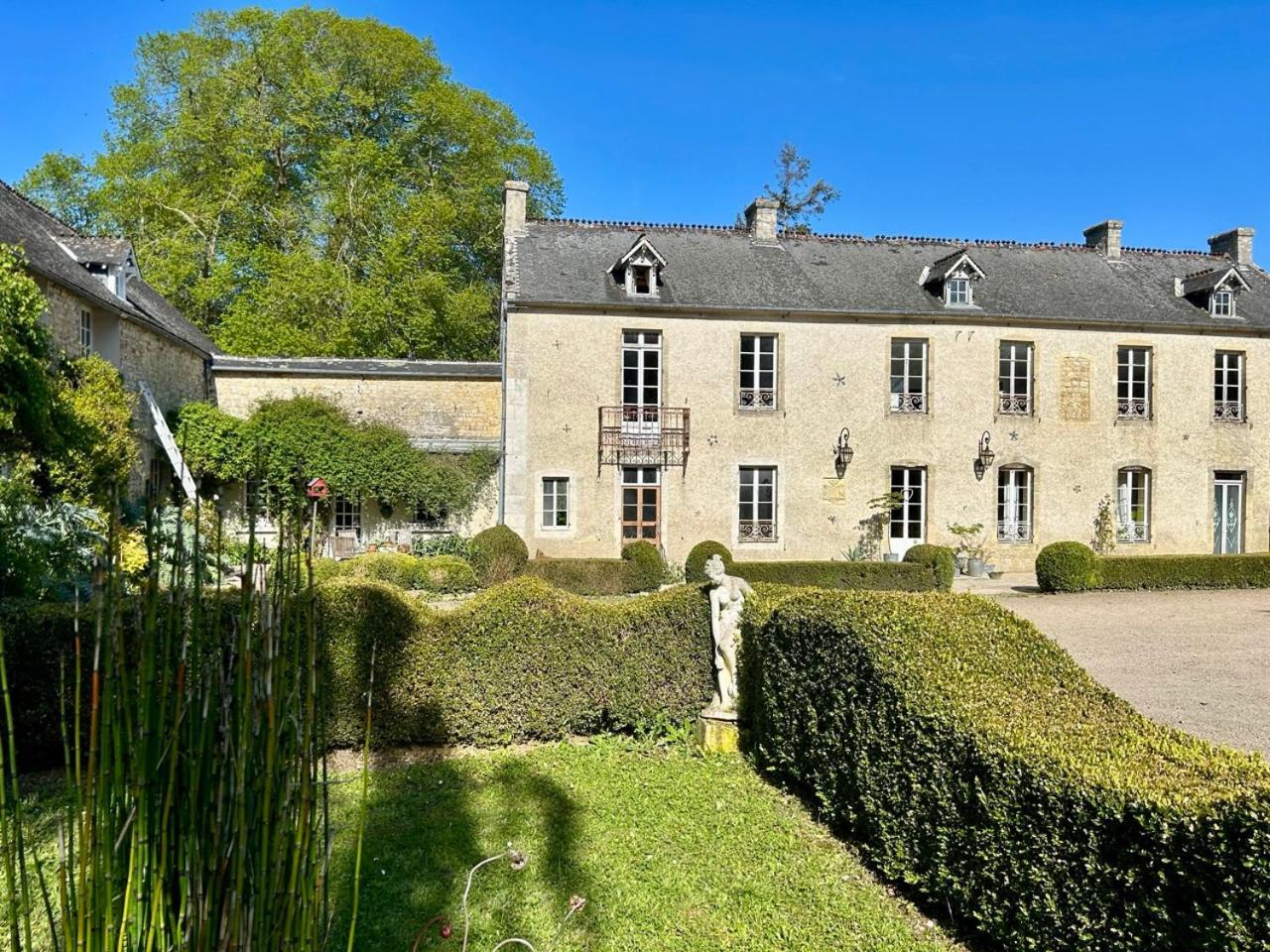 Chambres D'Hotes Manoir Du Chene Nonant Екстериор снимка